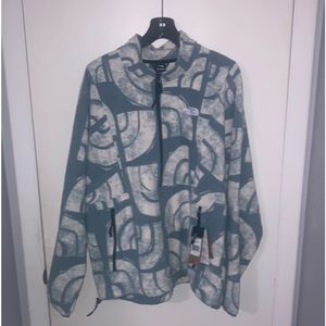 North Face TKA Attitude 1/4 zip Fleece